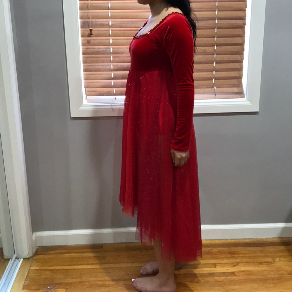 Red leotard - Picture 2 of 5